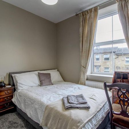 6 Dbl Bed, Central Huddersfield House Inc Parking Екстер'єр фото